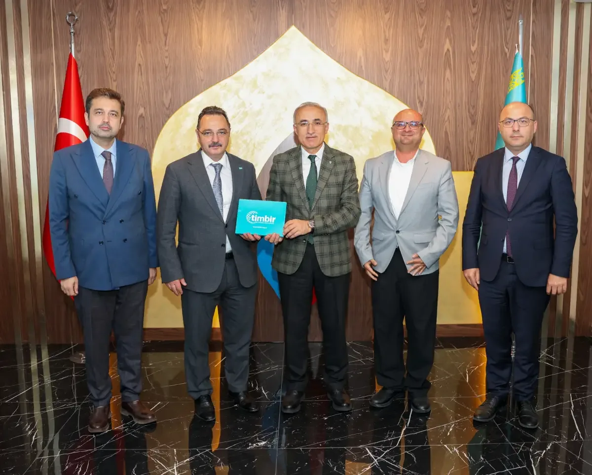 TİMBİR’den Hoca Ahmet Yesevi Üniversitesi Mütevelli Heyet Başkanı Prof. Dr. Karaman’a ziyaret